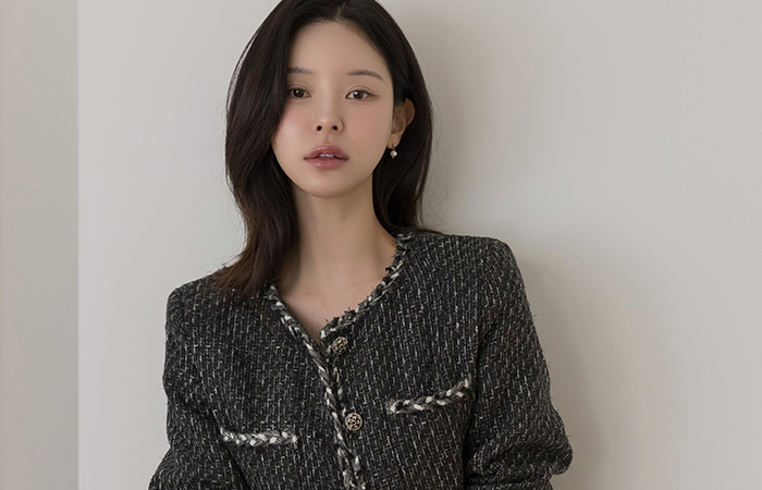 Raund neck twist Color Combination Tweed Jacket