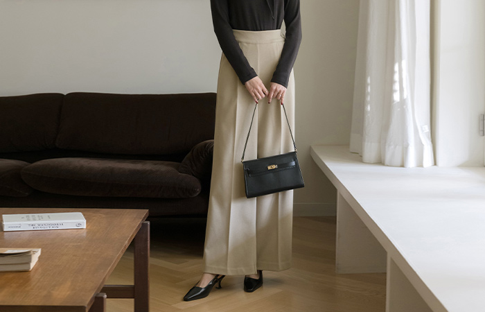 High-Waist wide fit Slacks