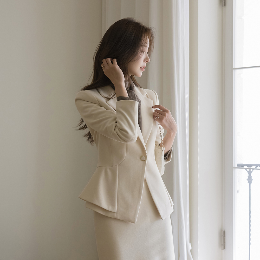 Slim Line Set-up Peplum Jacket(Winter)