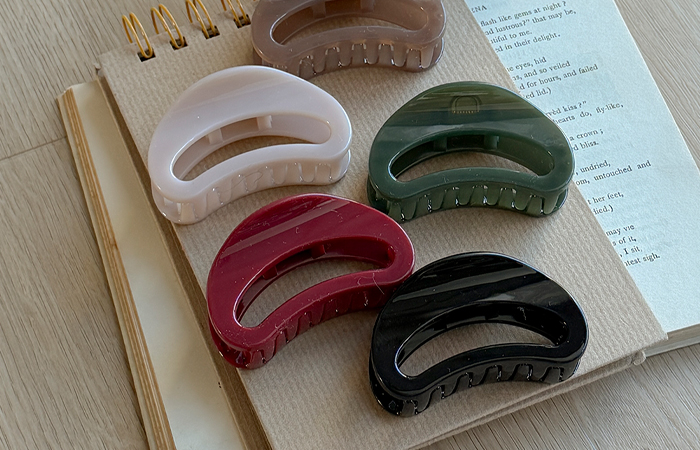 Sein Half-Moon Mini Hair Clip