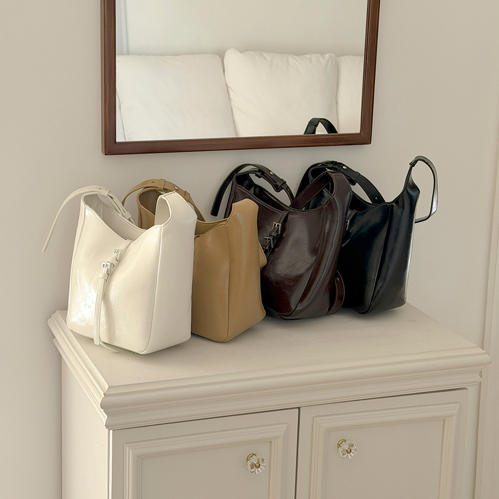 Glossy Double Belt large Shoulder Bag