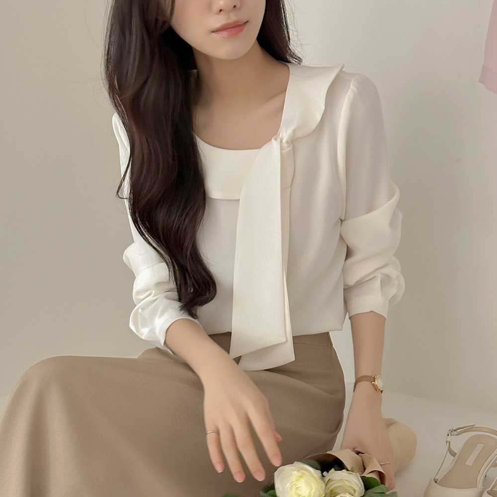 Chloe Tie Collar Long-sleeve Blouse