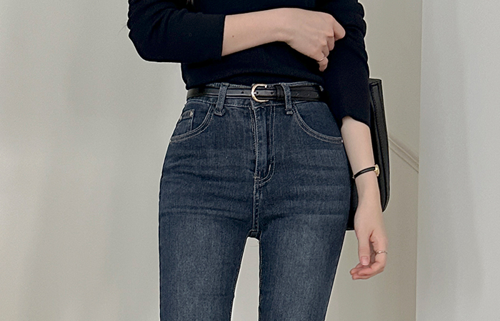 Slim Lifting Long Boot-Cut Pants