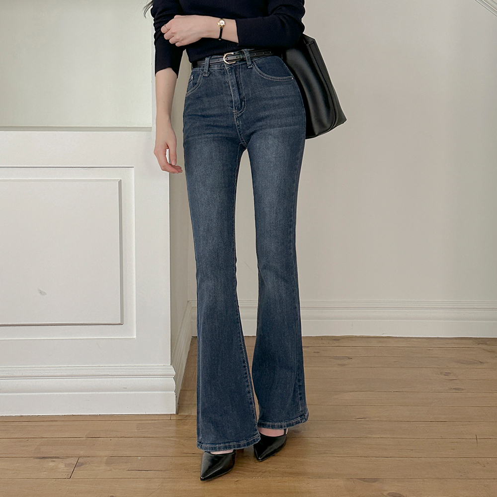 Slim Lifting Long Boot-Cut Pants