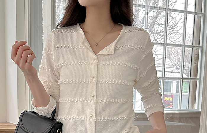 Romantic Frill Pearl Cardigan
