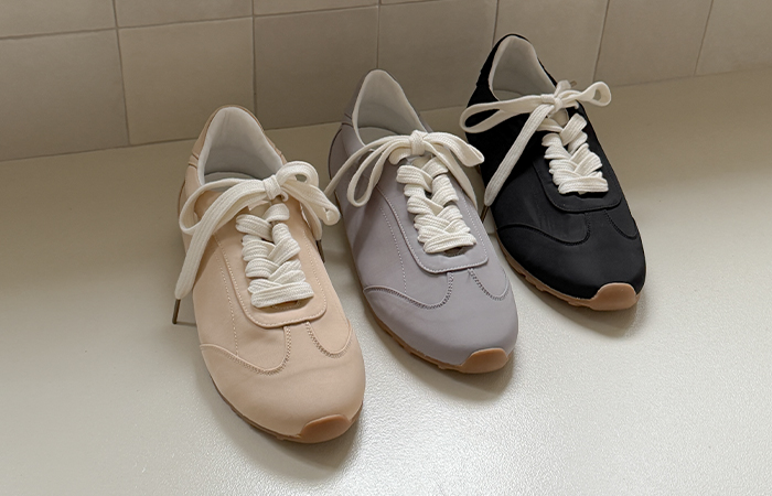 Comfort Easy Sneakers