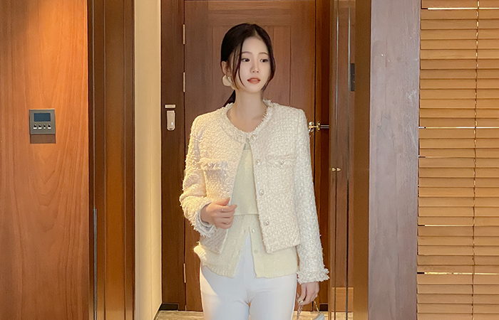 Color Point Pearl Tassel Tweed Jacket