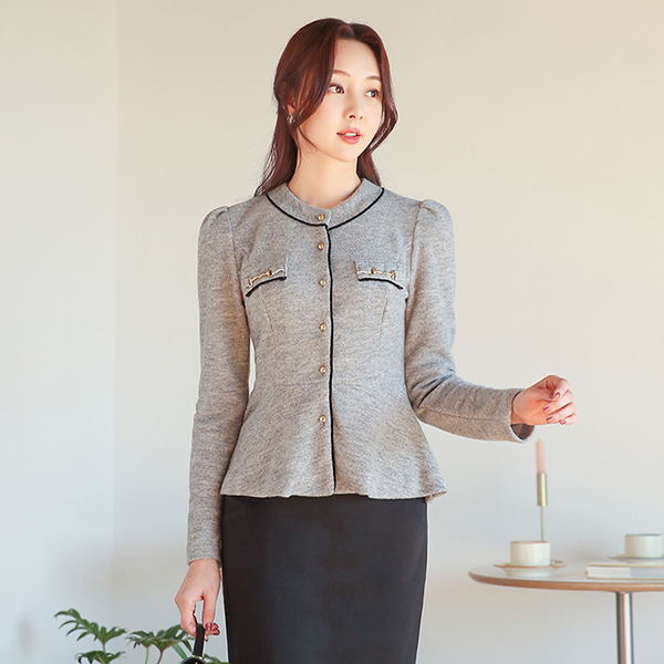 Gold Horsebit Piping Peplum Fleece Blouse