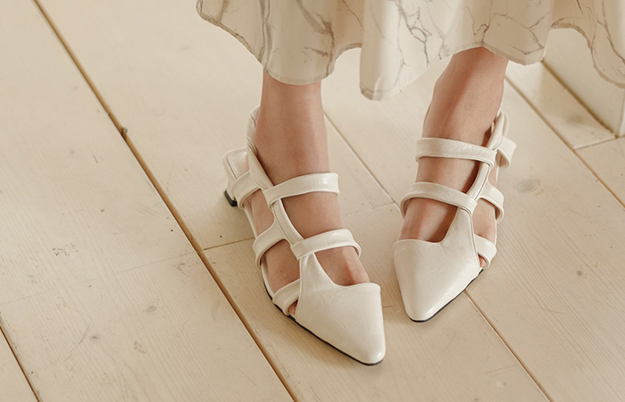 Side Twist Bellatic Stiletto Heels