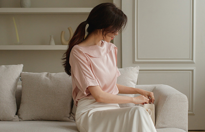 Glossy Wing Jenny Blouse