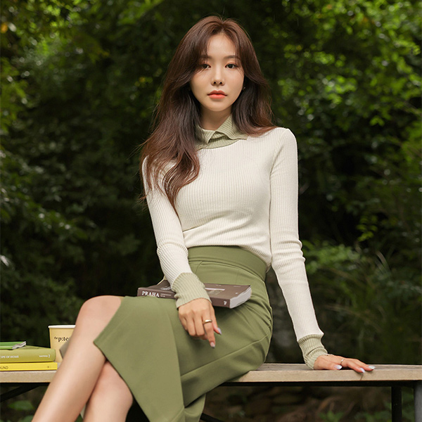 Cutting-line Turtleneck Corduroy Knit T-shirt