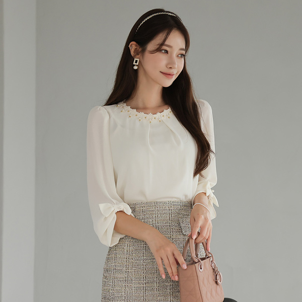 Rococo-Style Beads Embroidery Ribbon sleeves Blouse