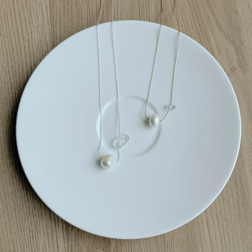 Fresh Water Pearl Beads Point Necklace