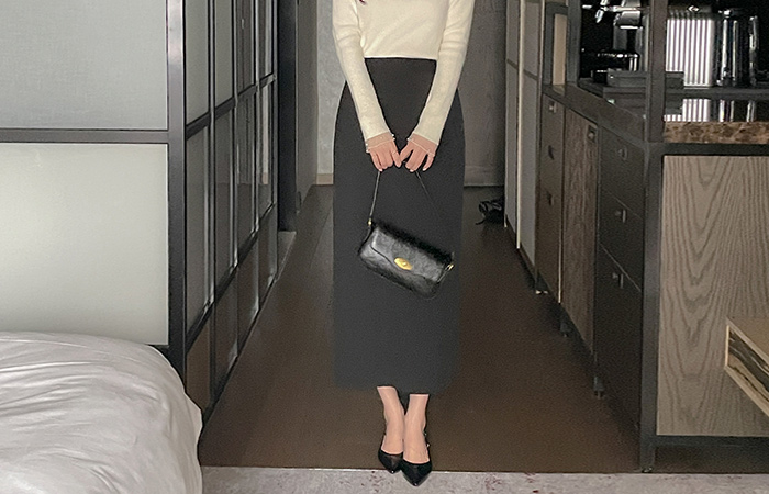 Modern Bag Pocket H-line Long Skirt