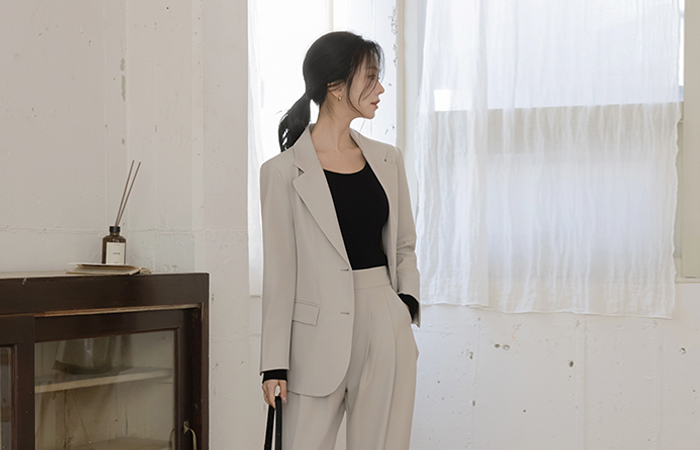 로아 Tailored collar loose fit Set-up Jacket