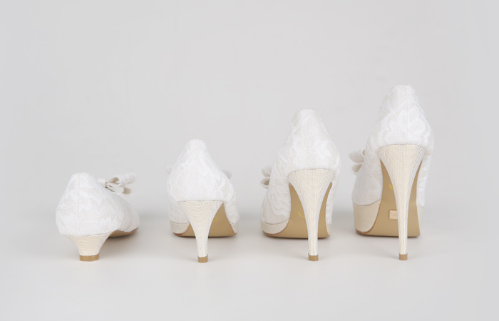 Romantic Race Wedding Shoes (removable ribbon)