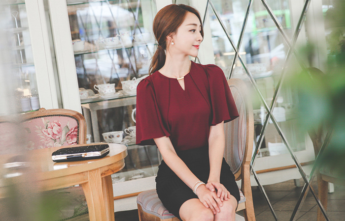 V teuim goldeuba Blouse