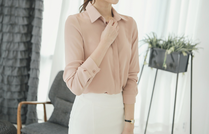 simple Kara Blouse