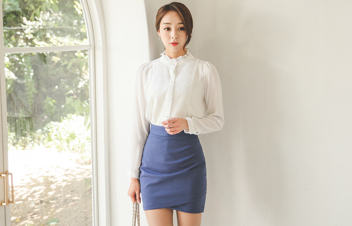 Cube Race Ruffle Neck Blouse