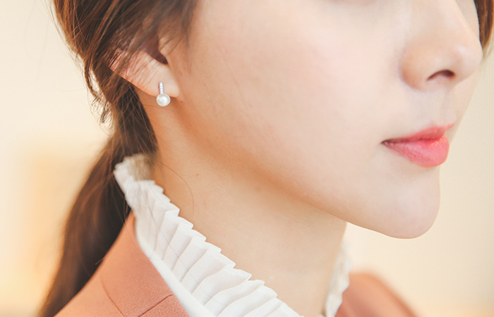 fresh water pearl Silver Post earring