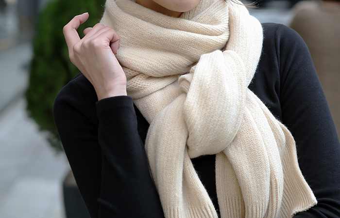 Soft Solid Knit muffler