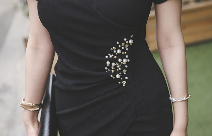 Jewelry Body Wrap Span Dress (short-sleeved)