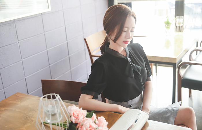 Organza petit scarf Blouse