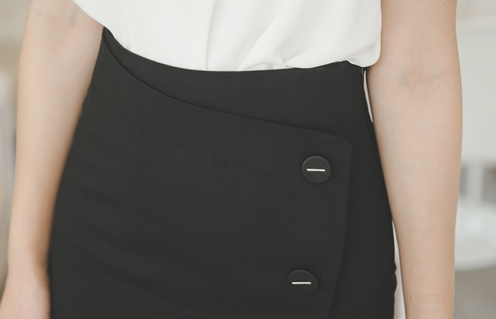 Silver tip button Linen Span Skirt