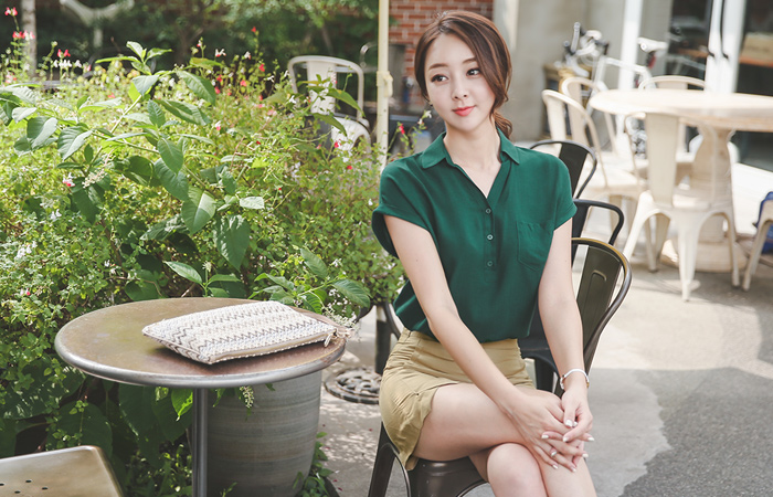 Half open shirt Karacabra Blouse