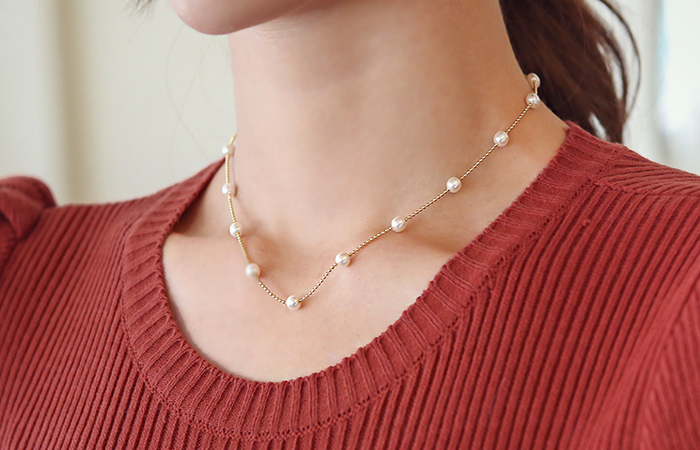 Line Pearl Gold Necklace
